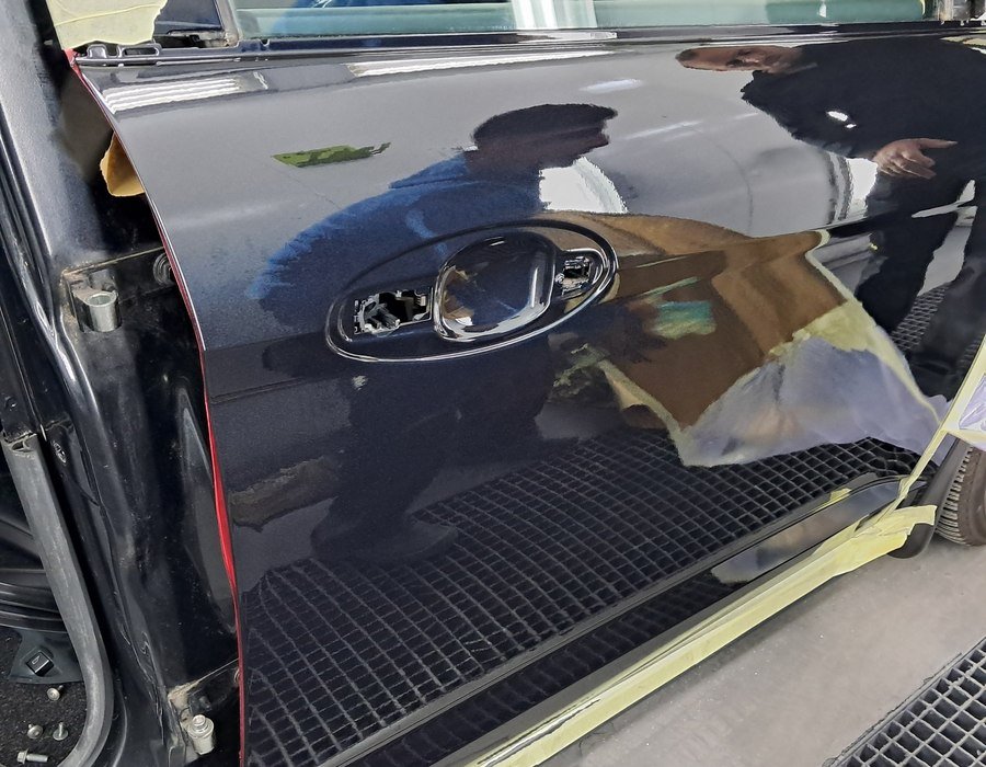 Portier detail reparatie